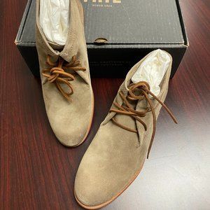 Frye Carly Chukka Suede Boots Taupe Size 8.5 M